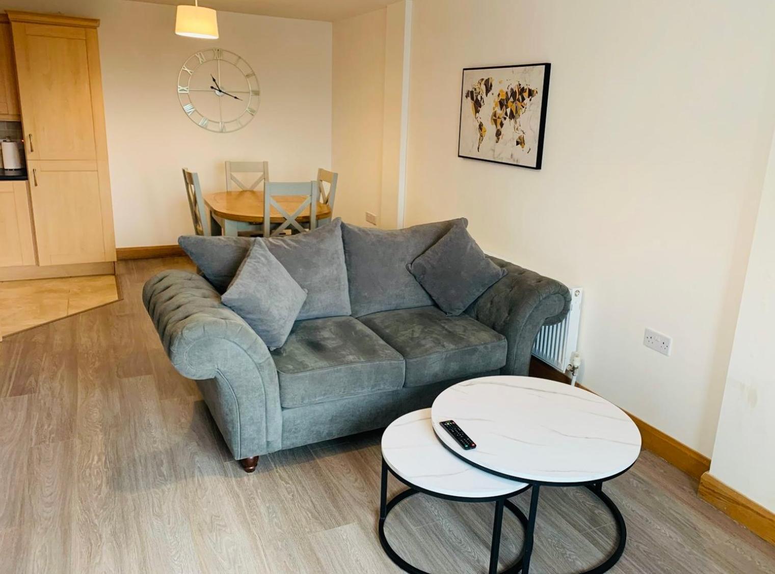 Port House Letterkenny Wild Atlantic Apartments Buitenkant foto